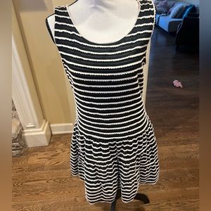 Max Edition black and white striped sleeveless mini bee hive dress size L